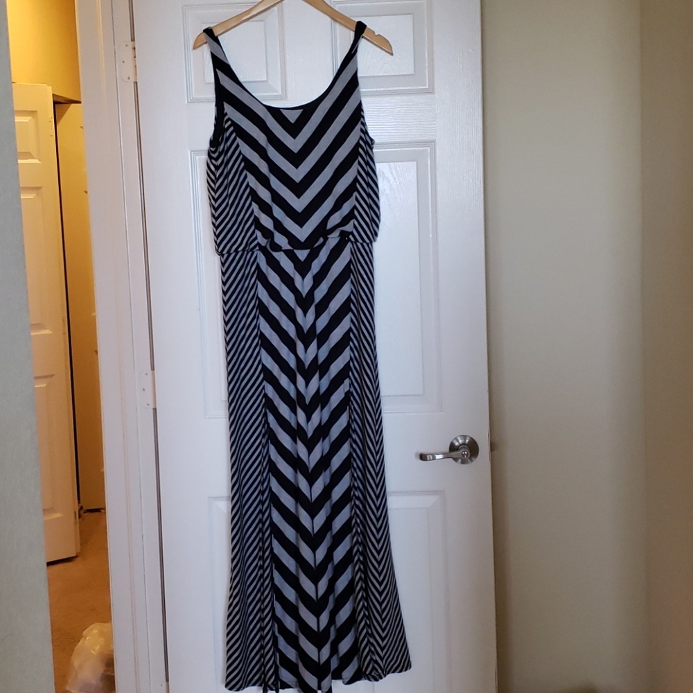 Angie Split Panel Skirt Striped Maxi Dress Size L